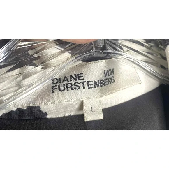 DVF Diane Von‎ Furstenberg Macie Cropped Pony Print in Blazer Jacket Size large